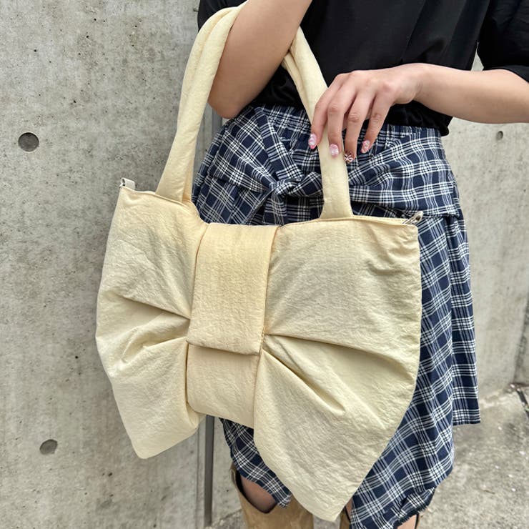 リボンモチーフソフトナイロンショルダーバッグ | Outfitter lab | 詳細画像9 