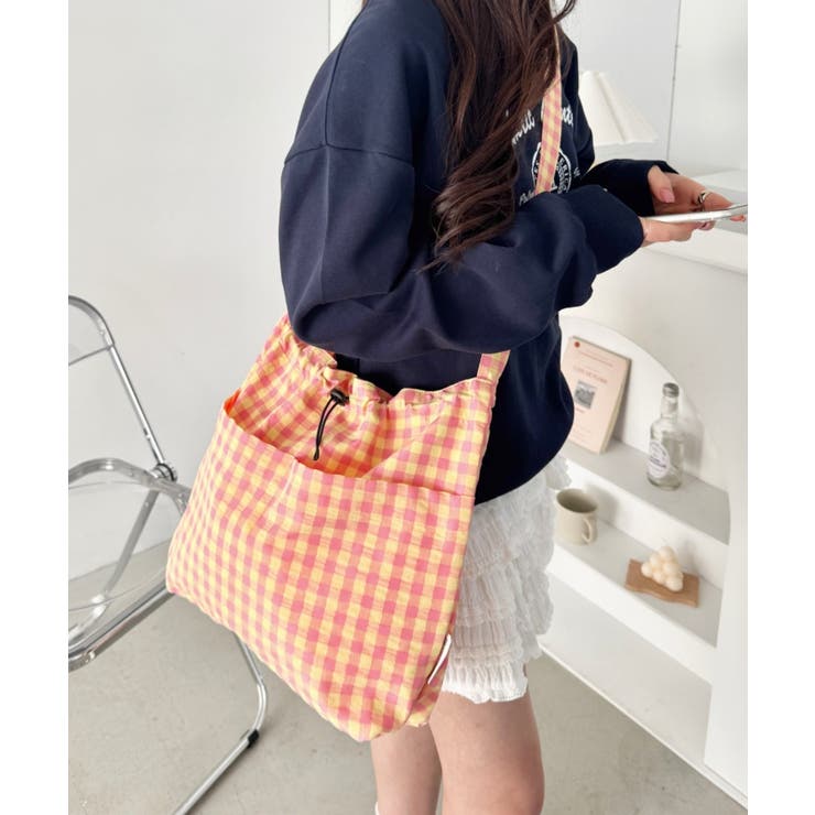 ピンク | チェックスクエア巾着ショルダーバッグ | Outfitter lab