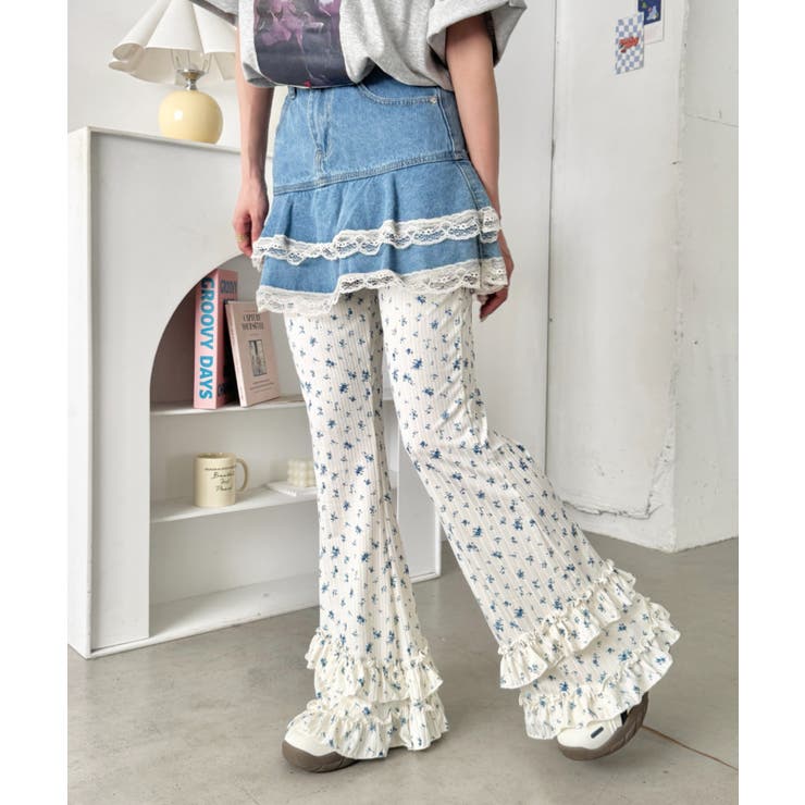 ダブルフリル花柄フレアパンツ[品番：OUTW0000961]｜Outfitter lab