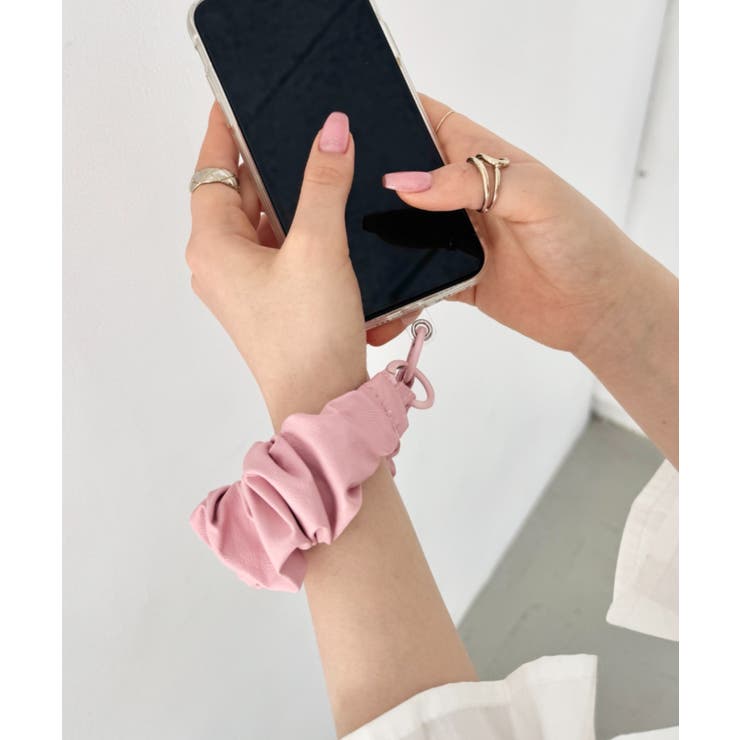 ピンク | PUギャザースマホストラップ | Outfitter lab