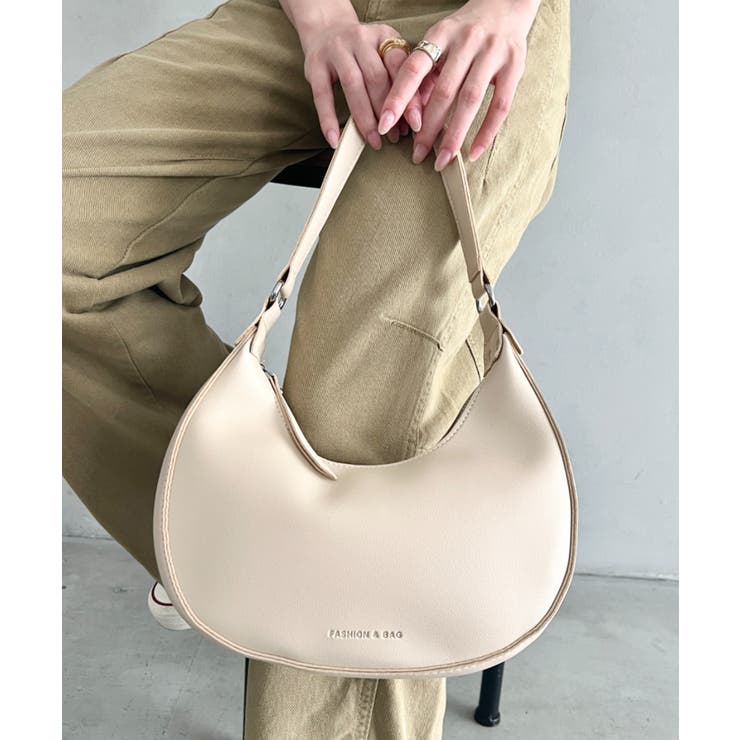 アイボリー | ハーフムーンハンドバッグ | Outfitter lab