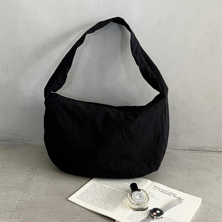 【A4収納可】大容量ムーンショルダーバッグ | Outfitter lab | 詳細画像10 