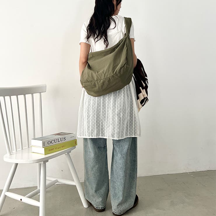 【A4収納可】大容量ムーンショルダーバッグ | Outfitter lab | 詳細画像21 