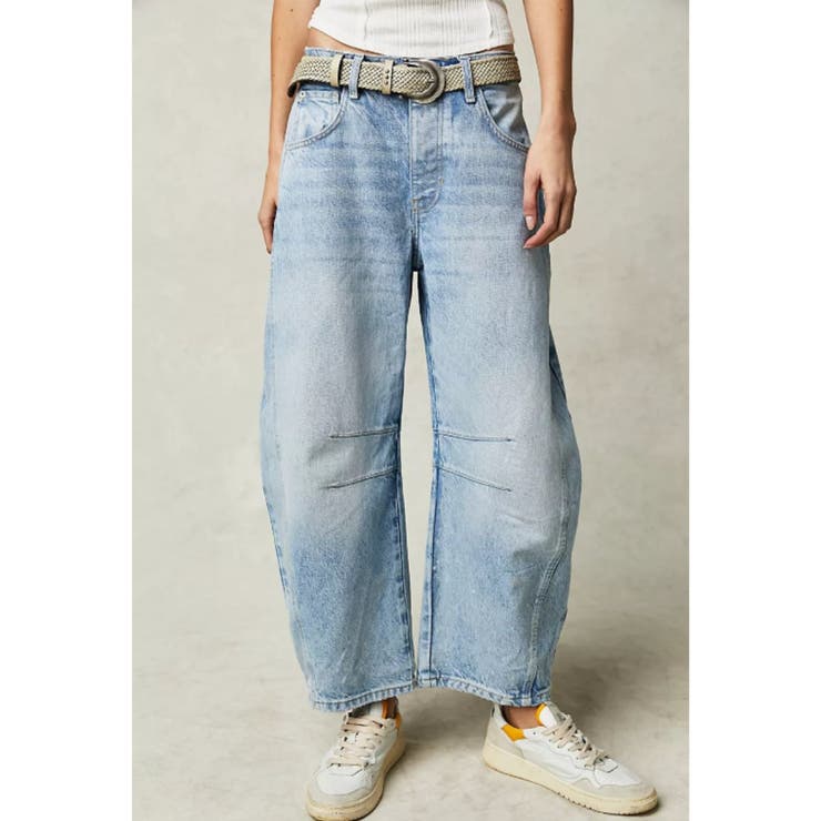 送料関税込み★LEMAIRE★ベルト付きバレルレッグジーンズ Lemaire Twisted Belted Heavy Black Denim Trousers | Liberty