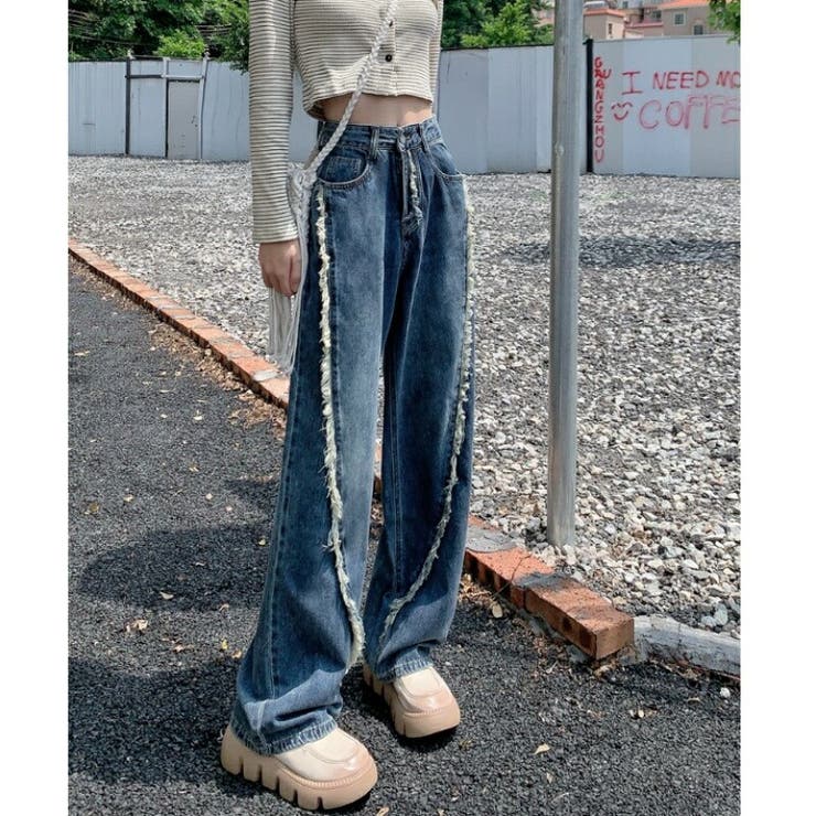 MAGDA BUTRYM 24AW デニム・ジーパン ブルー系 セール】夏にぴったり。美脚魅せバレルレッグカーブデニムパンツ