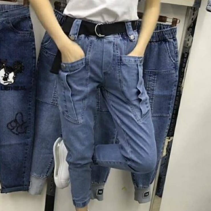 ブルー