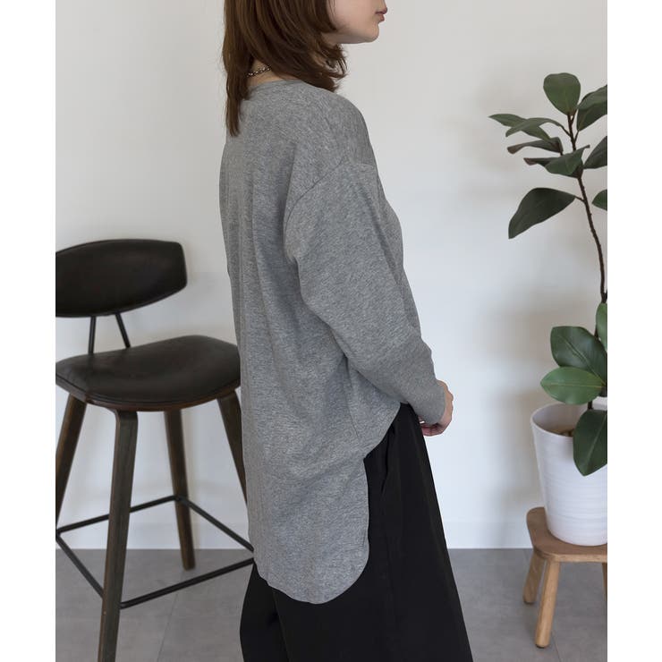 【レイヤードにもオススメ】ラウンドヘム サイドスリット ロングTシャツ | atONE | 詳細画像25 