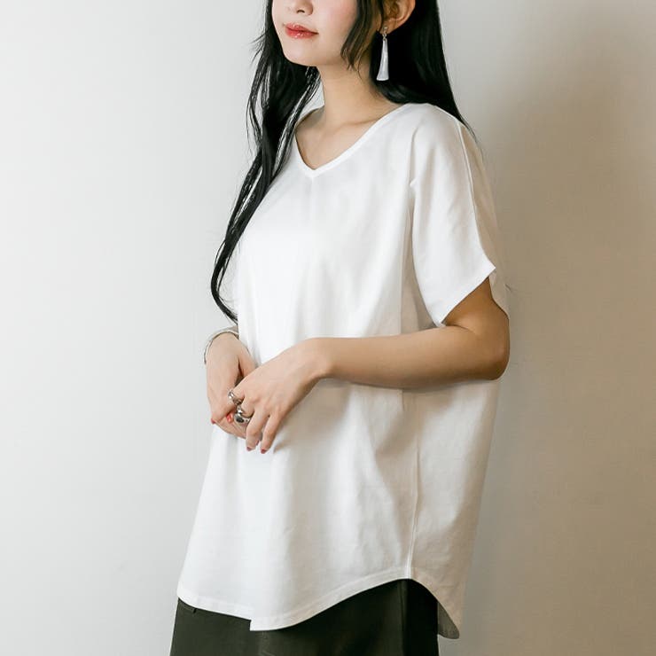 亜美　CLAP ドルマンTシャツと、白のTシャツ2点おまとめ 亜美様専用 CLAP ドルマンTシャツと、白のTシャツ2点おまとめ