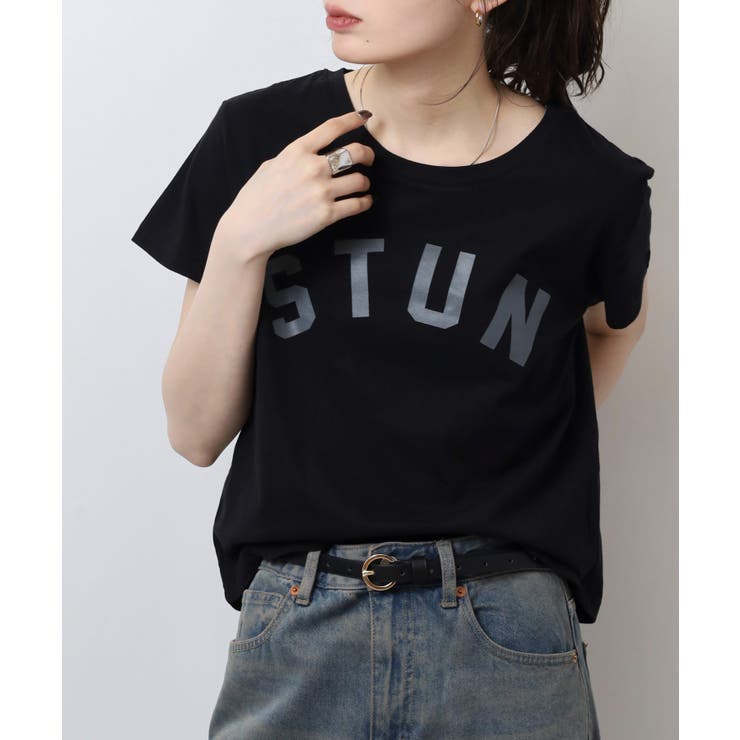 オーバーサイズシルエットショート丈ロゴプリントTシャツ | atONE | 詳細画像26 