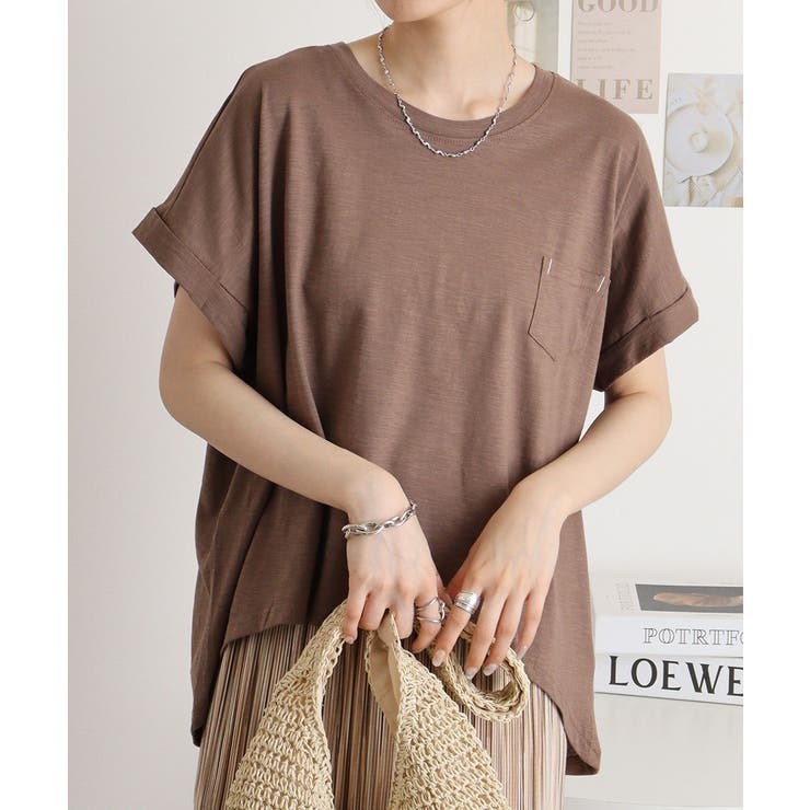 モカ | オーバーサイズポケット付きUネックTee | atONE