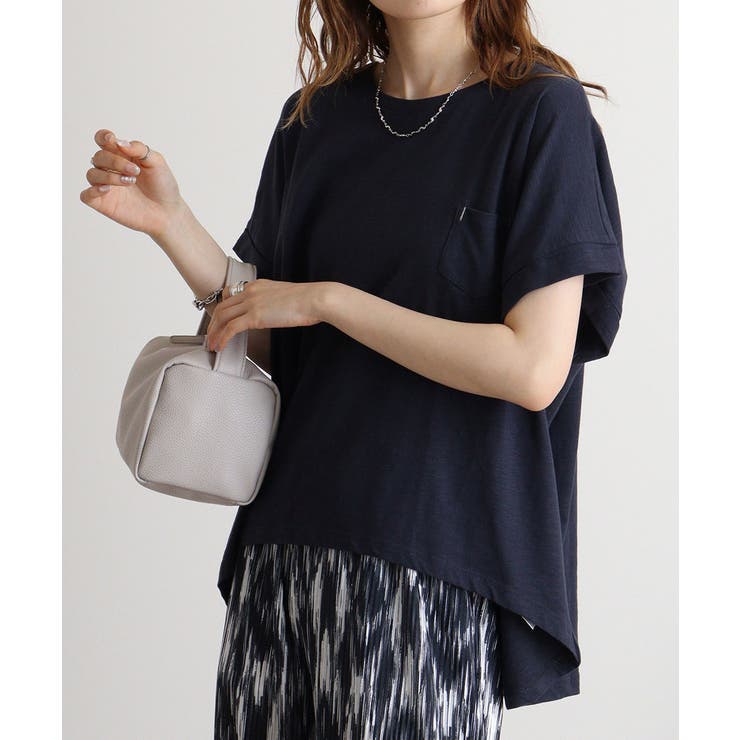 ネイビー | オーバーサイズポケット付きUネックTee | atONE