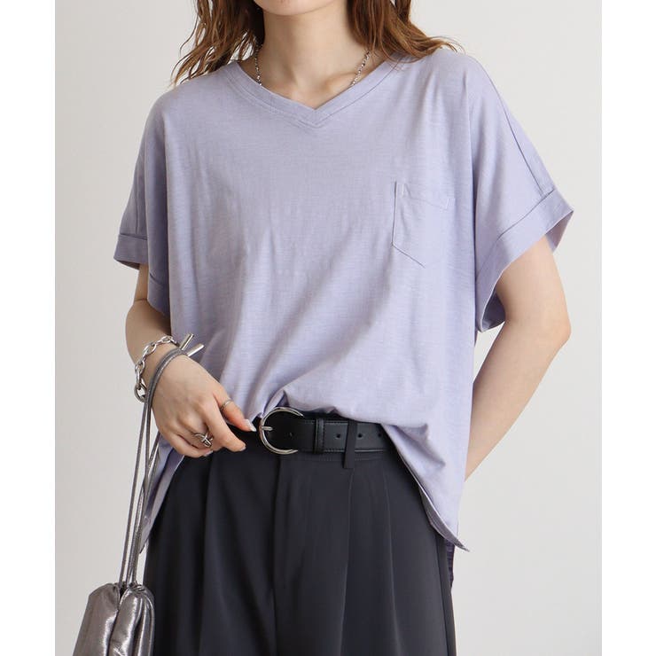 パステルラベンダー | オーバーサイズポケット付きVネックTee | atONE