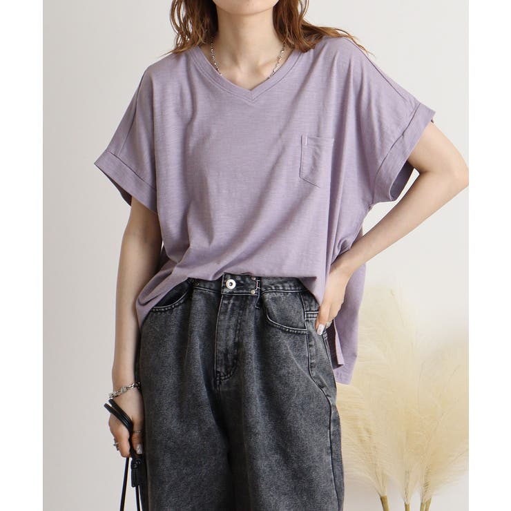 スモーキーラベンダー | オーバーサイズポケット付きVネックTee | atONE