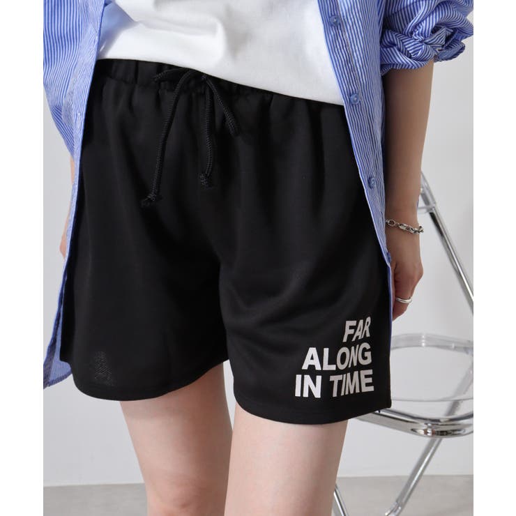ブラック | ミニ裏毛ワンポイントプリントショートパンツ | atONE