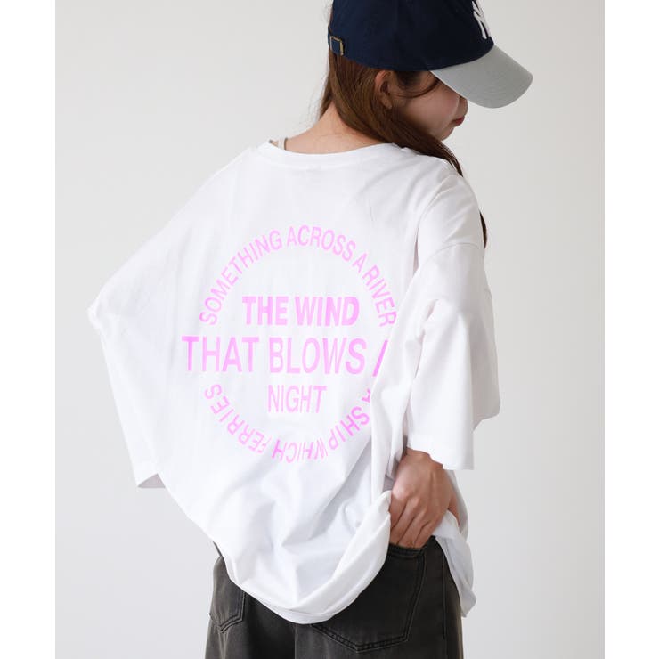 オフホワイト | ロゴ刺繍バックロゴプリントオーバーサイズTシャツ | atONE