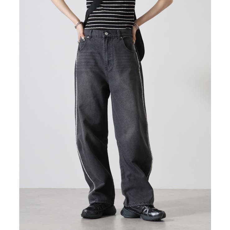 ブラック | デニムサイドフリンジカーブパンツ | atONE