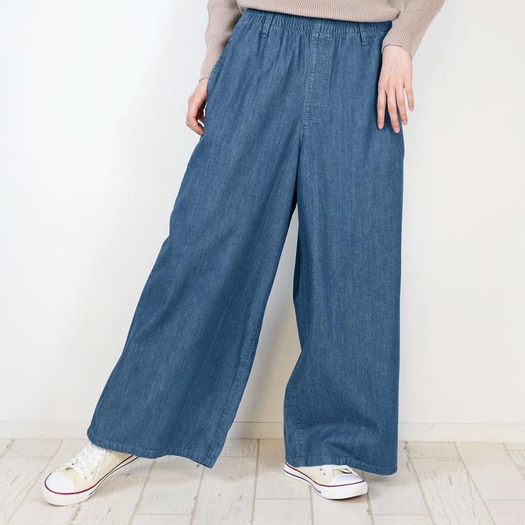 ブルー
