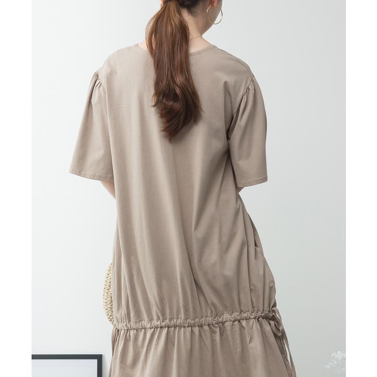 ドロストシャーリングVネックワンピース | atONE | 詳細画像12 