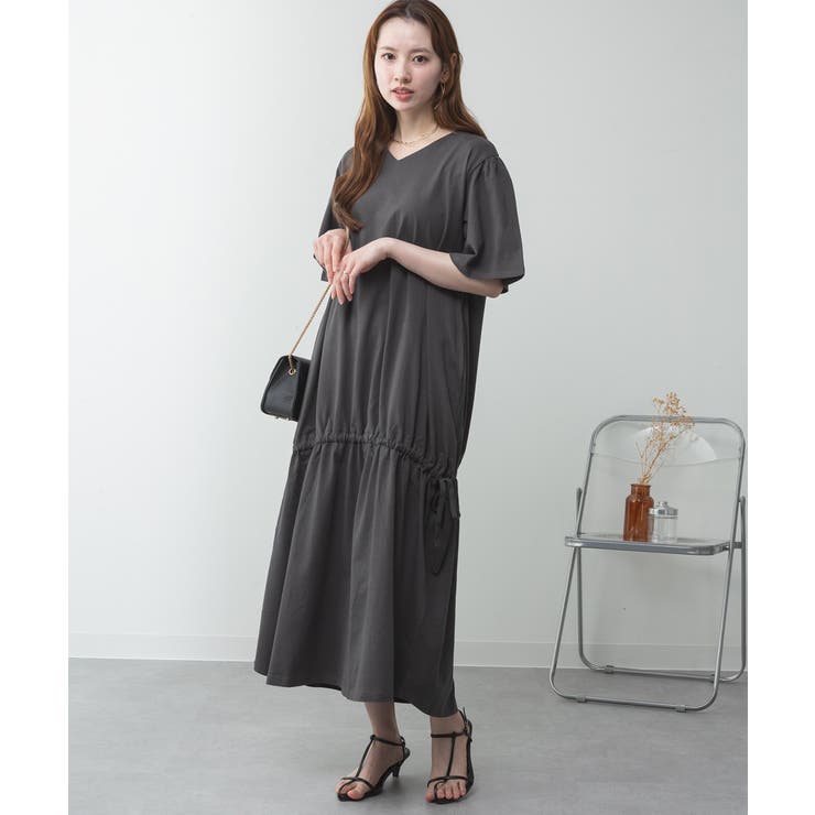 ドロストシャーリングVネックワンピース | atONE | 詳細画像18 