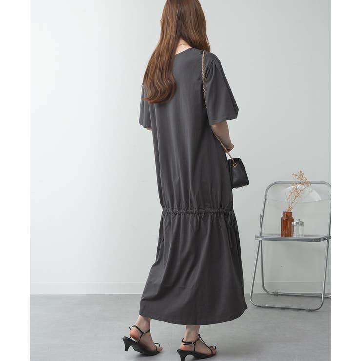 ドロストシャーリングVネックワンピース | atONE | 詳細画像24 