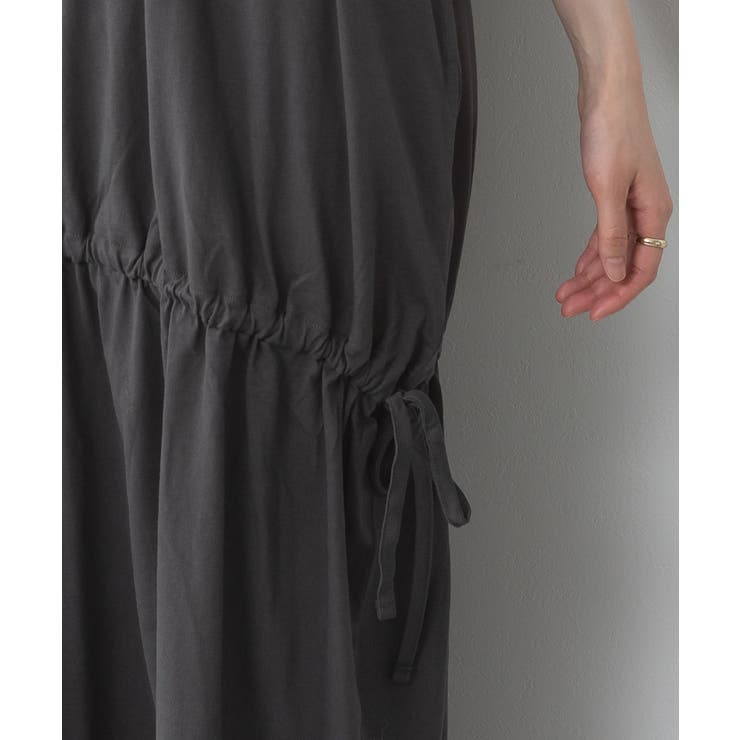 ドロストシャーリングVネックワンピース | atONE | 詳細画像28 