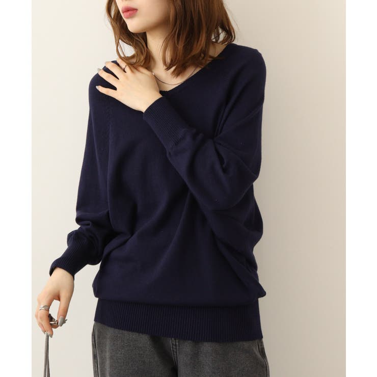 ネイビー | Vネックドルマン綿ニット プルオーバー セーター | atONE