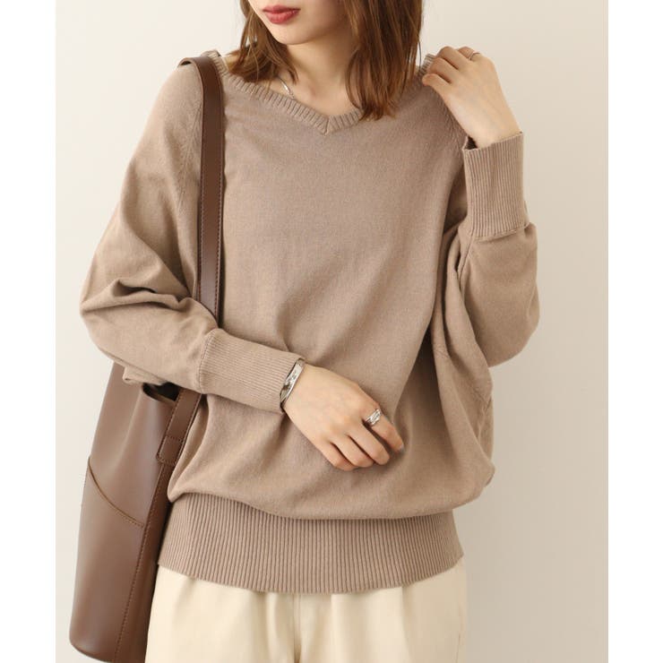 グレーベージュ | Vネックドルマン綿ニット プルオーバー セーター | atONE