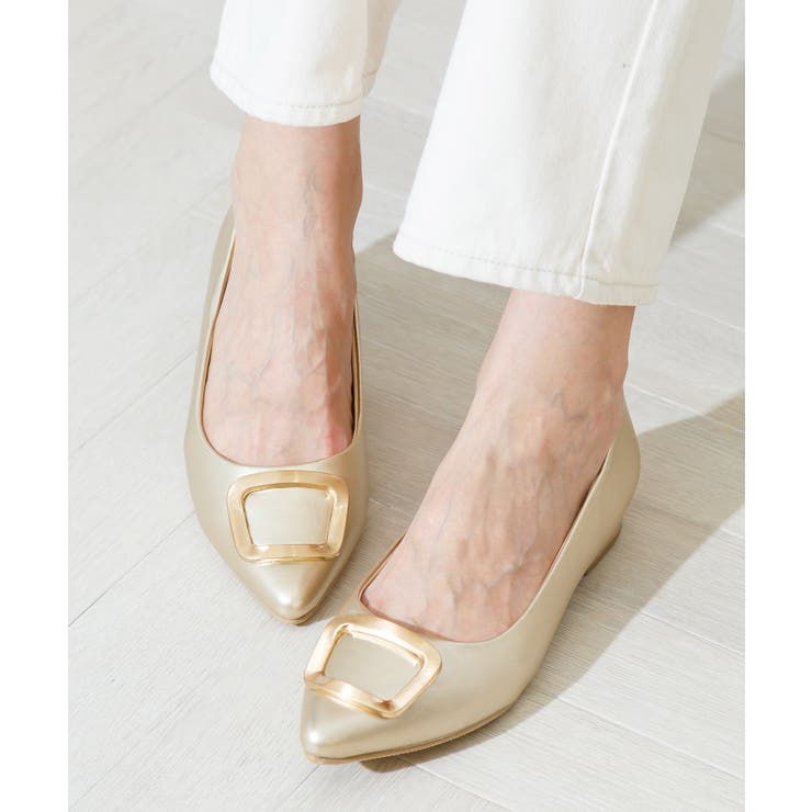 ゴールドスムース | ポインテッドトゥバックルパンプス | attagirl 