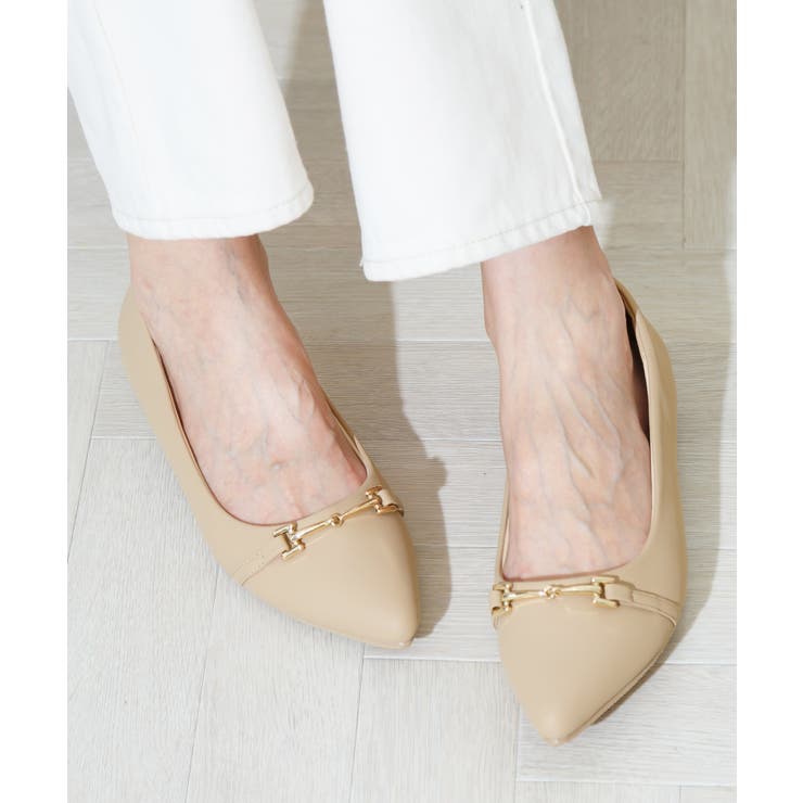 ベージュヌバック | ビットモチーフパンプス | attagirl 