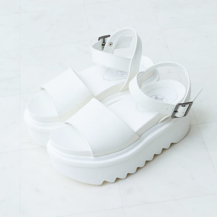 季節のおすすめ商品 厚底シャークソールサンダル[品番：ATAW0001203]｜attagirl 靴