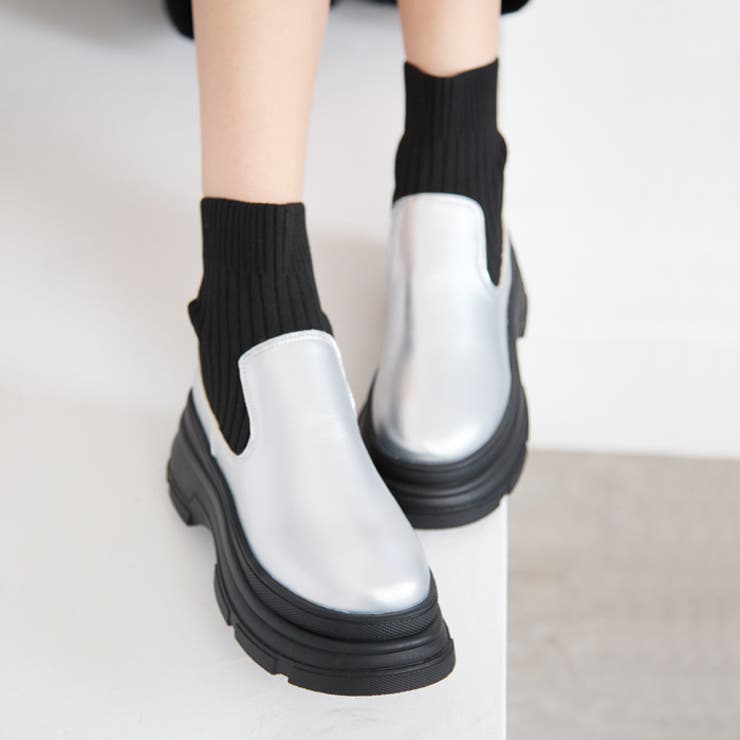 シルバースムース | トラックソールニットブーツ | attagirl 
