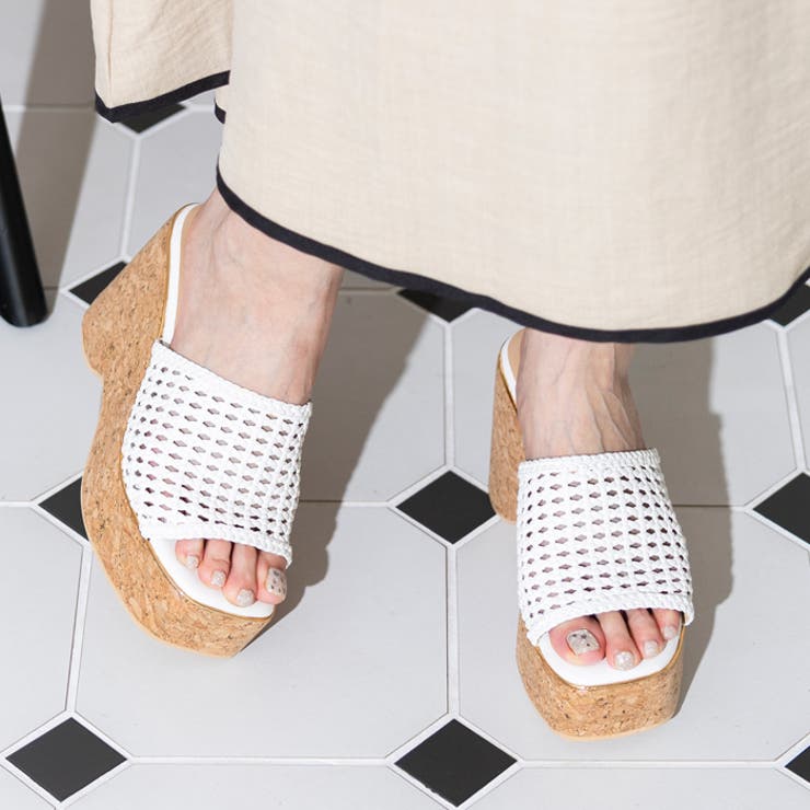 ホワイト | メッシュ編みウェッジミュールサンダル | attagirl 