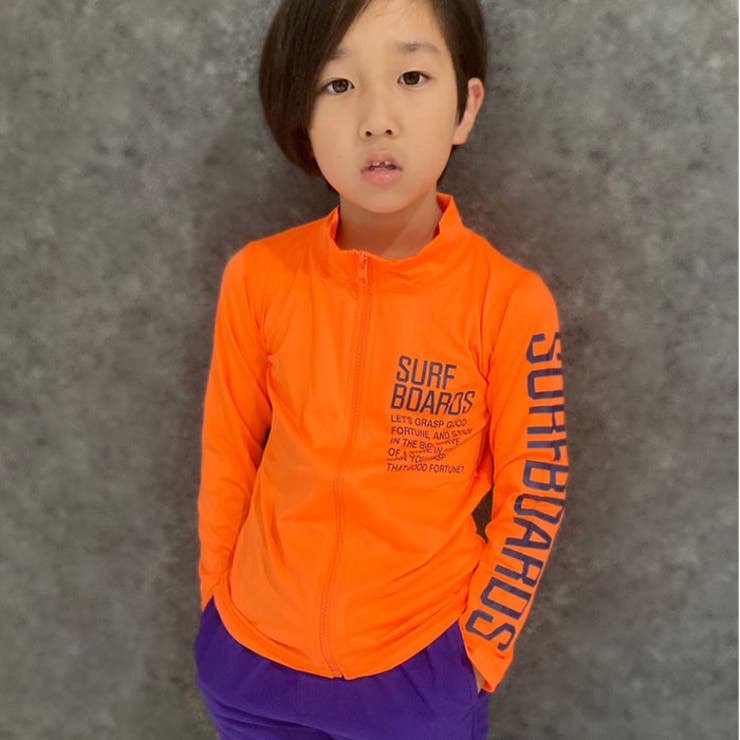 キッズラッシュガード水着子供服長袖ZIPジップアッププリントロゴバックプリント海水浴水泳プールマリンスポーツリゾートジュニアカジュアルスポーティーストリート110cm120cm130cm140cm150cm160cm「933-02」