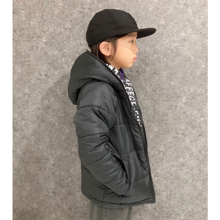 キッズ子供服中綿ジャケットアウターフーディーパーカー男の子女の子ボーイズガールズブルゾンジャンパー防寒暖か無地ロゴネオンカラーアウトドアキャンプカジュアルスポーティジュニア120cm130cm140cm150cm160cm「943-106」