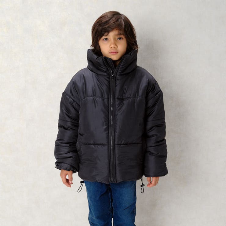 キッズ子供服中綿ジャケットアウターマウンテンジャケットスタンドカラー男の子女の子ボーイズガールズビッグシルエットBIGブルゾンジャンパー防寒暖か無地アウトドアキャンプジュニア120cm130cm140cm150cm160cm「943-103」