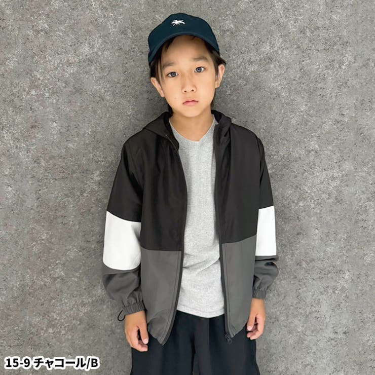 キッズマウンテンパーカーマンパー子供服男の子女の子ウインドブレーカーウィンドブレーカー羽織りアウターアウトドアキャンプ撥水性UVケア切替無地110cm120cm130cm140cm150cm160cm「943-01」