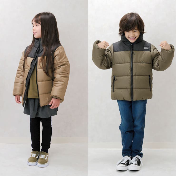 キッズ子供服中綿ジャケットアウターマウンテンジャケットフーディースタンドカラー男の子女の子ボーイズガールズブルゾンジャンパーフェイクダウン防寒暖か無地アウトドアキャンプ110cm120cm130cm140cm150cm160cm「943-100.101」
