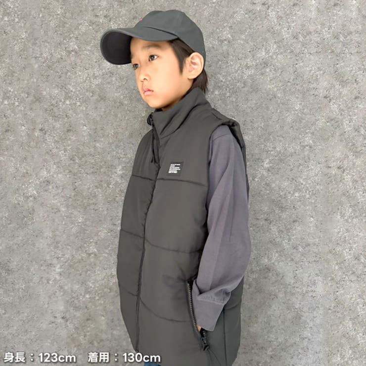 スタンドカラーフェイクダウンベストキッズアウターライトアウター子供服中綿ジャケット男の子女の子防寒暖かい冬物冬服秋物秋服無地切替えダウンジャケットジュニア110cm120cm130cm140cm150cm160cm「944-100」