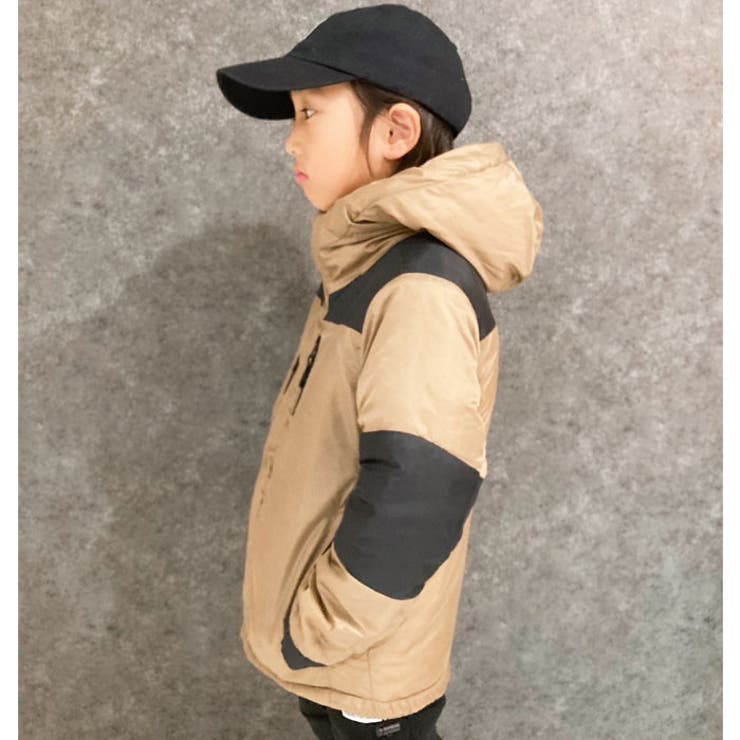 キッズ子供服中綿ジャケットアウターバルトロ風マウンテンジャケットフーディーパーカー男の子女の子ボーイズガールズジャンパー防寒暖か無地アウトドアキャンプカジュアルスポーティジュニア120cm130cm140cm150cm160cm「943-104」