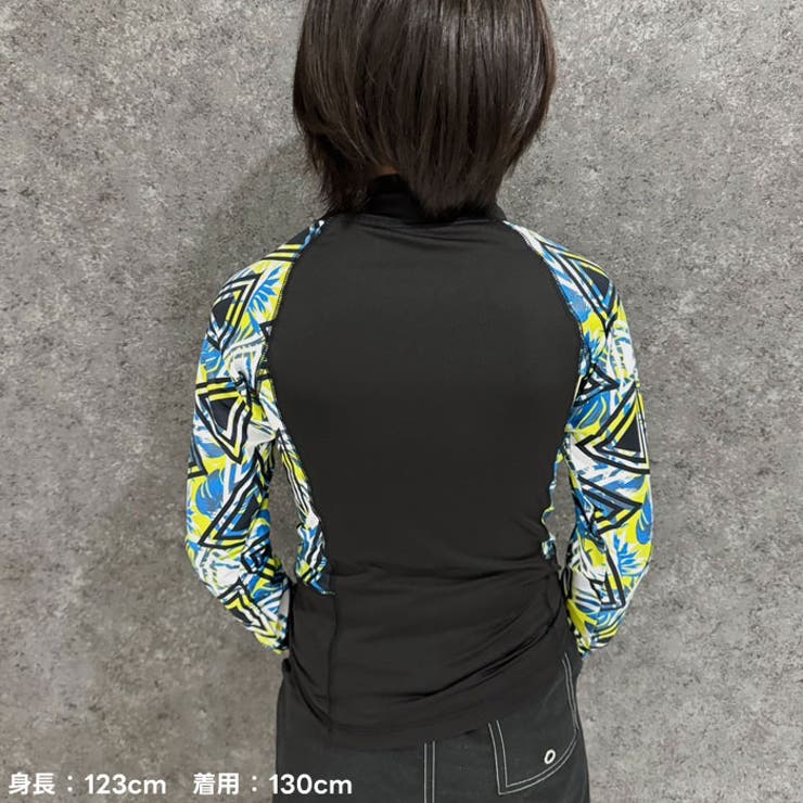 【送料無料】長袖ラッシュガードキッズ水着子供用男の子女の子プリント柄切替おしゃれ紫外線対策日焼け防止UVケア海水浴水泳マリンスポーツプールアウトドアジュニア110cm120cm130cm140cm150cm160cm「934-00」