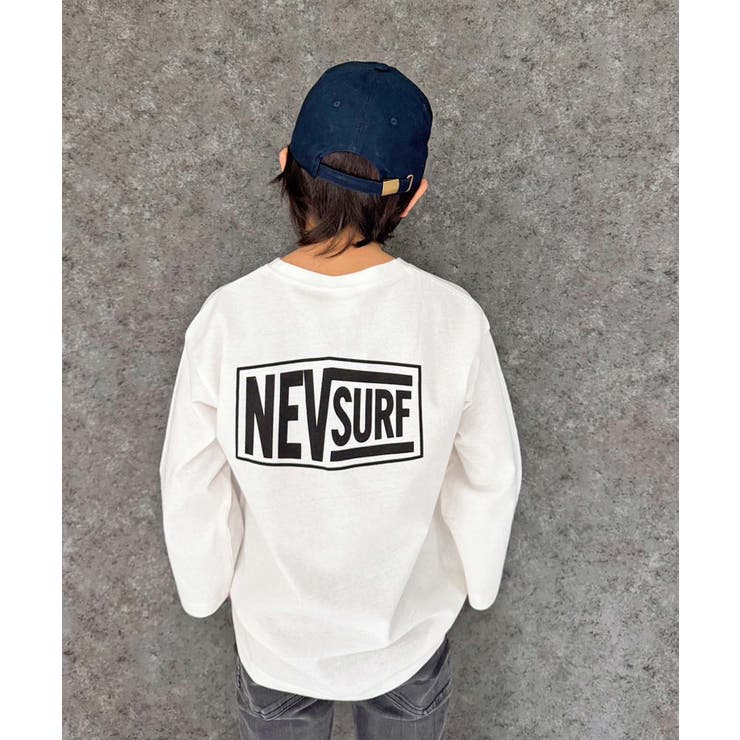 8-1オフホワイト/A | NEVSURFバックプリントBIGロンT キッズ 子供服 | NEXT WALL
