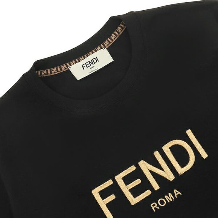 FENDI  ロゴ  パーカー  ブラック  \u0026  FENDI Tシャツ身幅約53cm