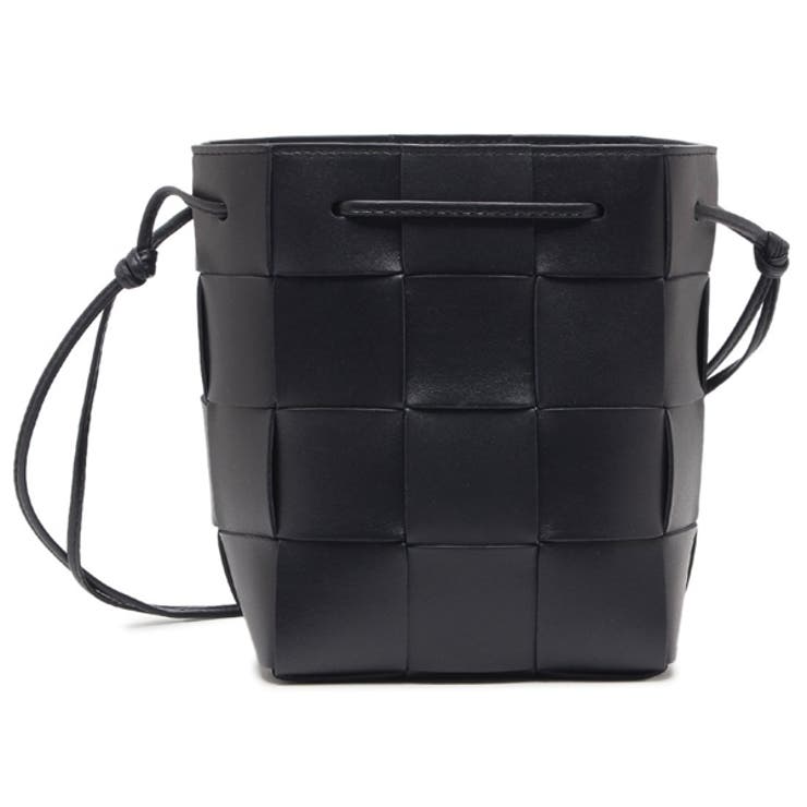 BOTTEGA VENETA (ボッテガ・ヴェネタ) イントレチャートレザー