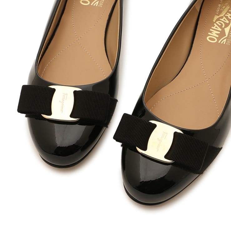 FERRAGAMO VIVA BOW (フェラガモ) バレエシューズ レディース
