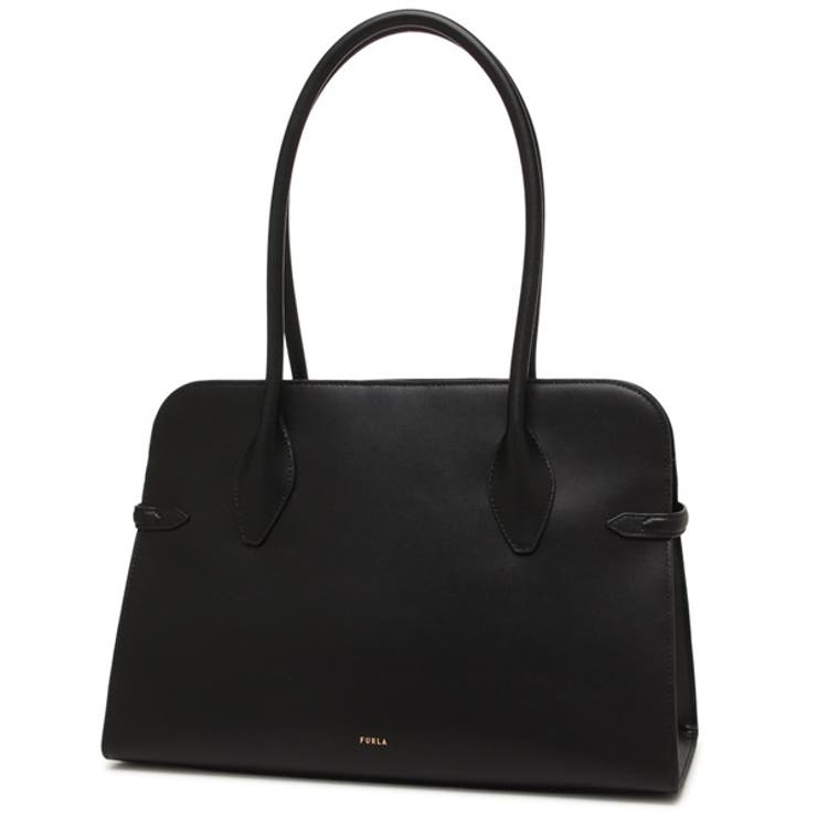 LOOKBOOK】金子綾がフォーマルにもカジュアルにも使える万能bag