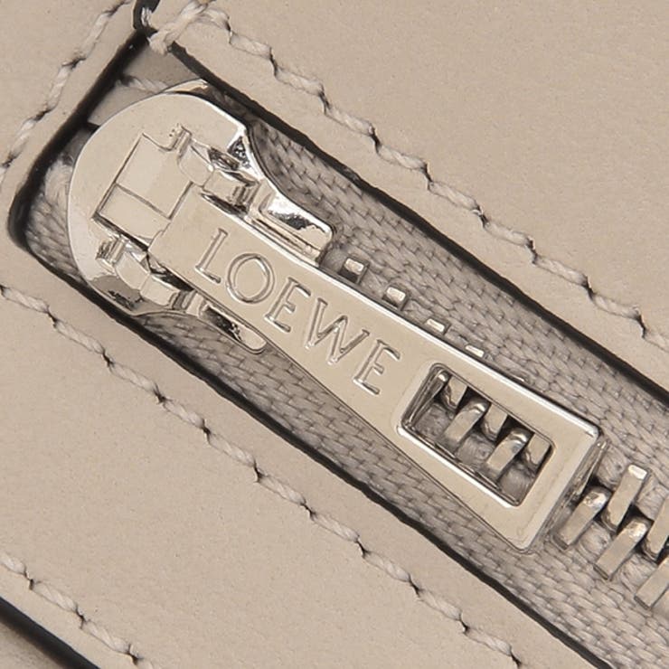 LOEWE - 本物 ロエベ LOEWE バーティカル ラージ アナグラム 長