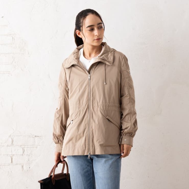 モンクレール MONCLER ブルゾン ベージュ レディース MONCLER