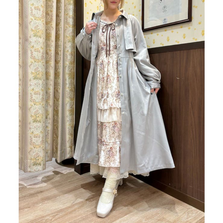 【2025年】エレガントファッションを上品に着 後レースアップトレンチコート[品番：IGAW0004694]｜axes femme ワンピース