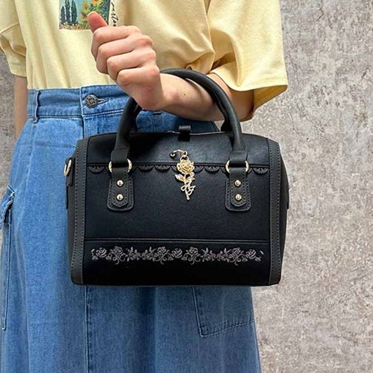 リクエスト品※ロラライハリス♡ブラックWデニム♡刺繍のショルダー