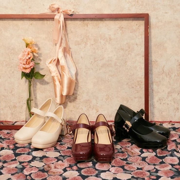 アンティークバックルパンプス[品番：IGAW0004541]｜axes femme